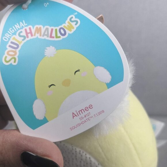 Squishmallows Aimee the Chick with Glitter Belly 5" - Picture 6 of 7